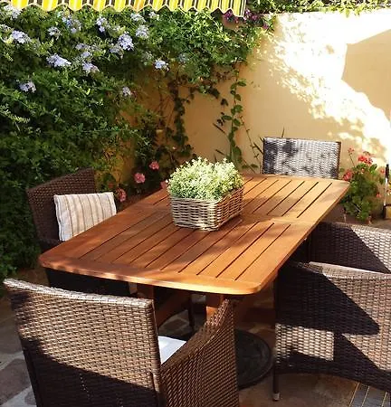 Casa Con Giardino