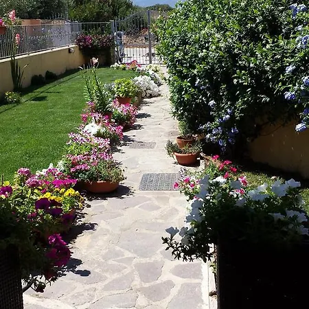 Holiday home Casa Con Giardino